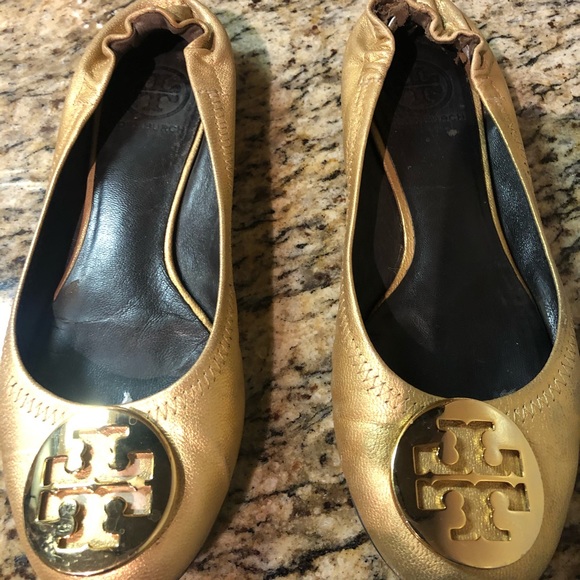Tory Burch Reva flats Gold with Gold Logo Size 7M - Picture 2 of 4